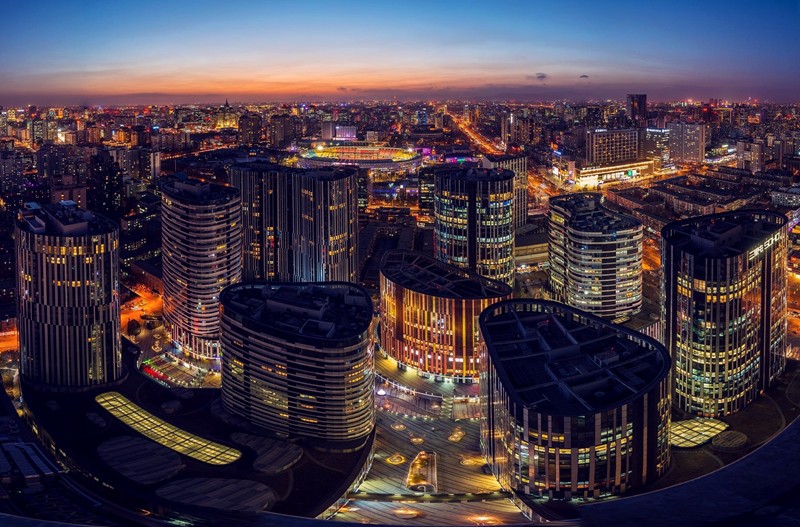 location     三里屯,北京 灯红酒绿,光怪陆离,人世浮华 这里有